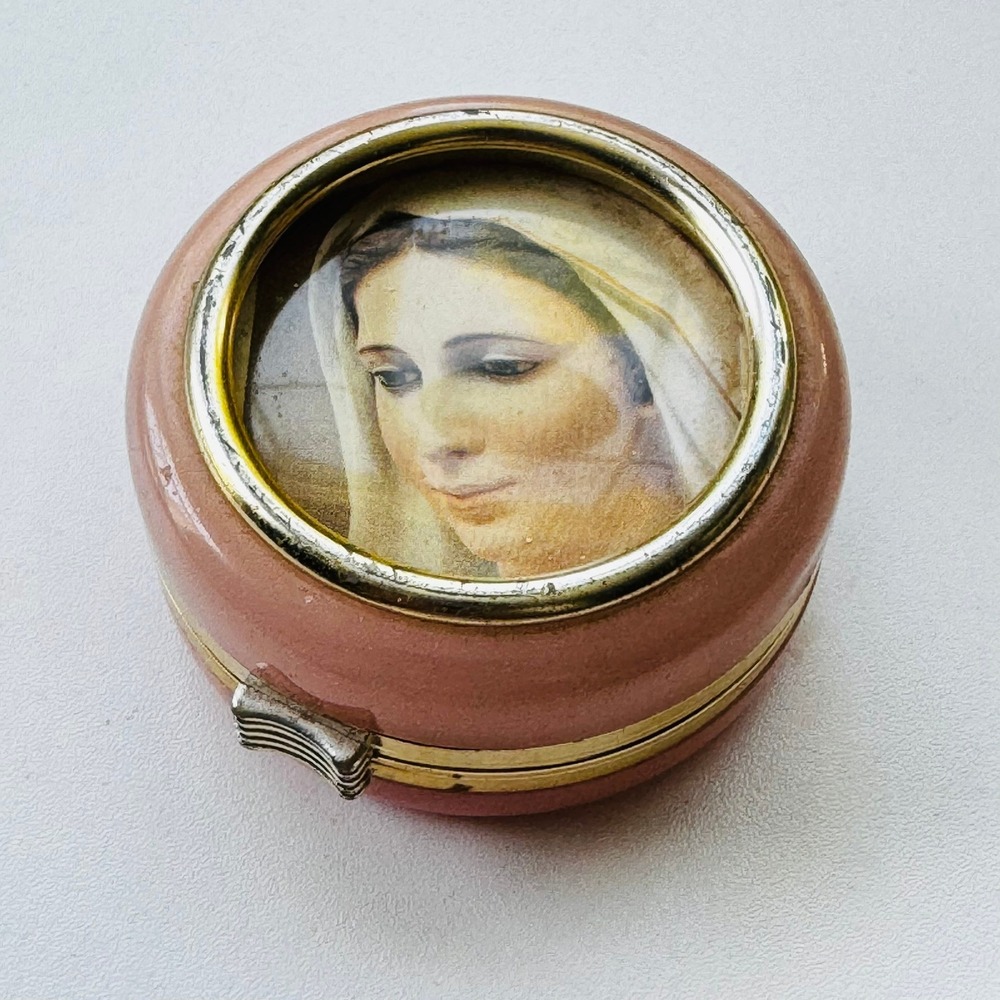 Vintage Italian Peach Acrylic Trinket Box Virgin Mary Portrait Gold Trim READ